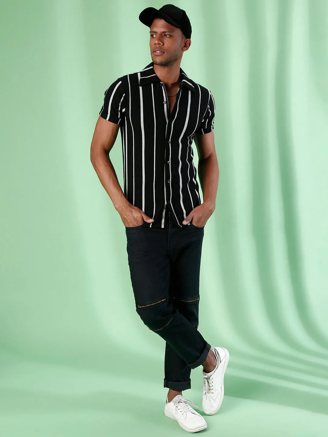Campus Sutra Men Striped Casual Shirts