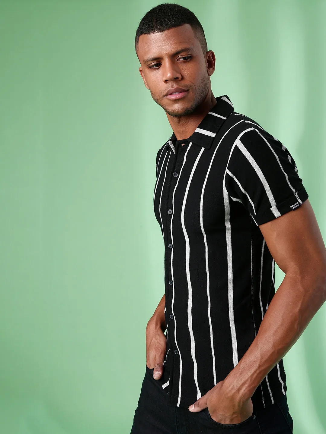 Campus Sutra Men Striped Casual Shirts
