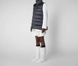Coral Puffer Vest In Ebony Grey