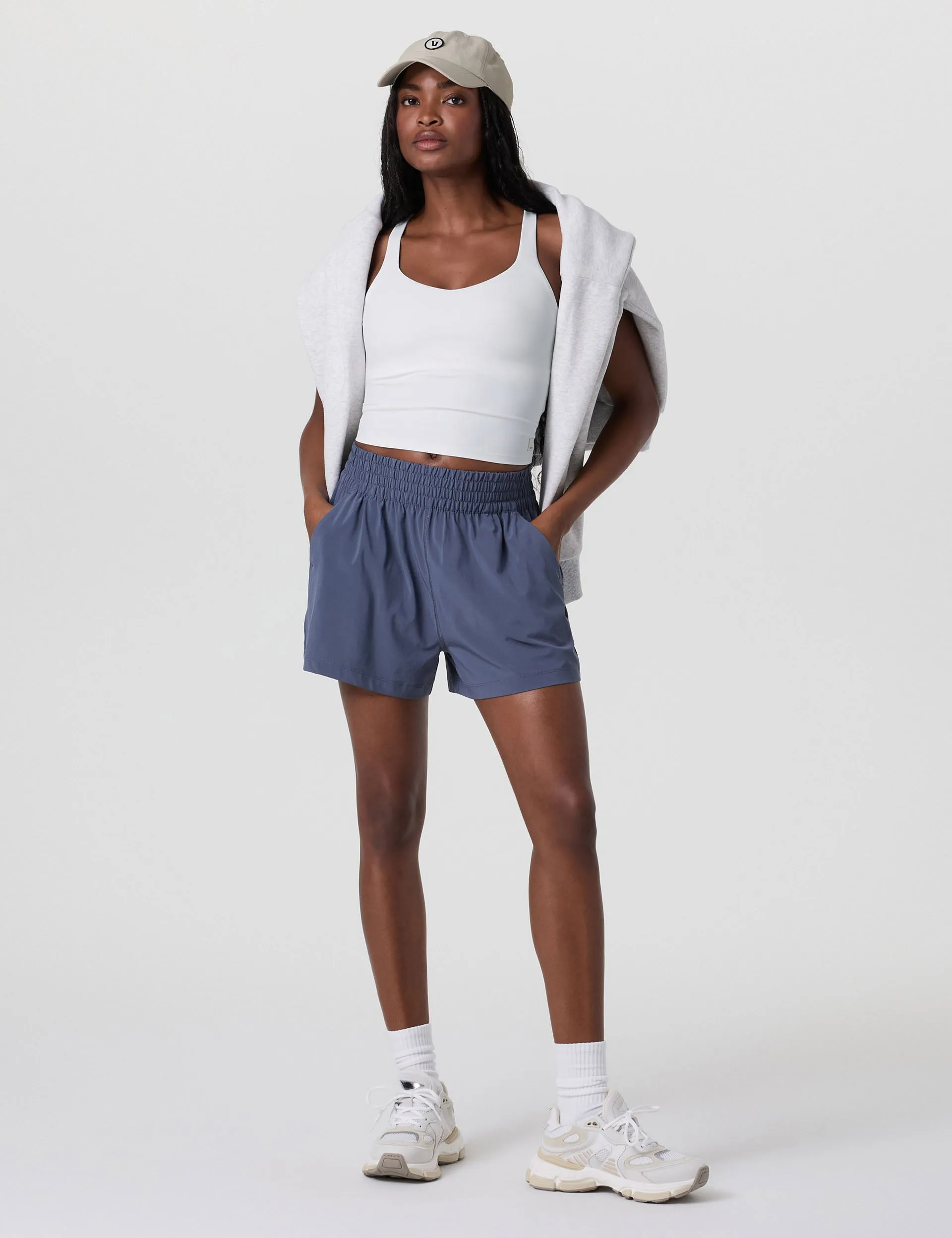 Dynamic Tank - White