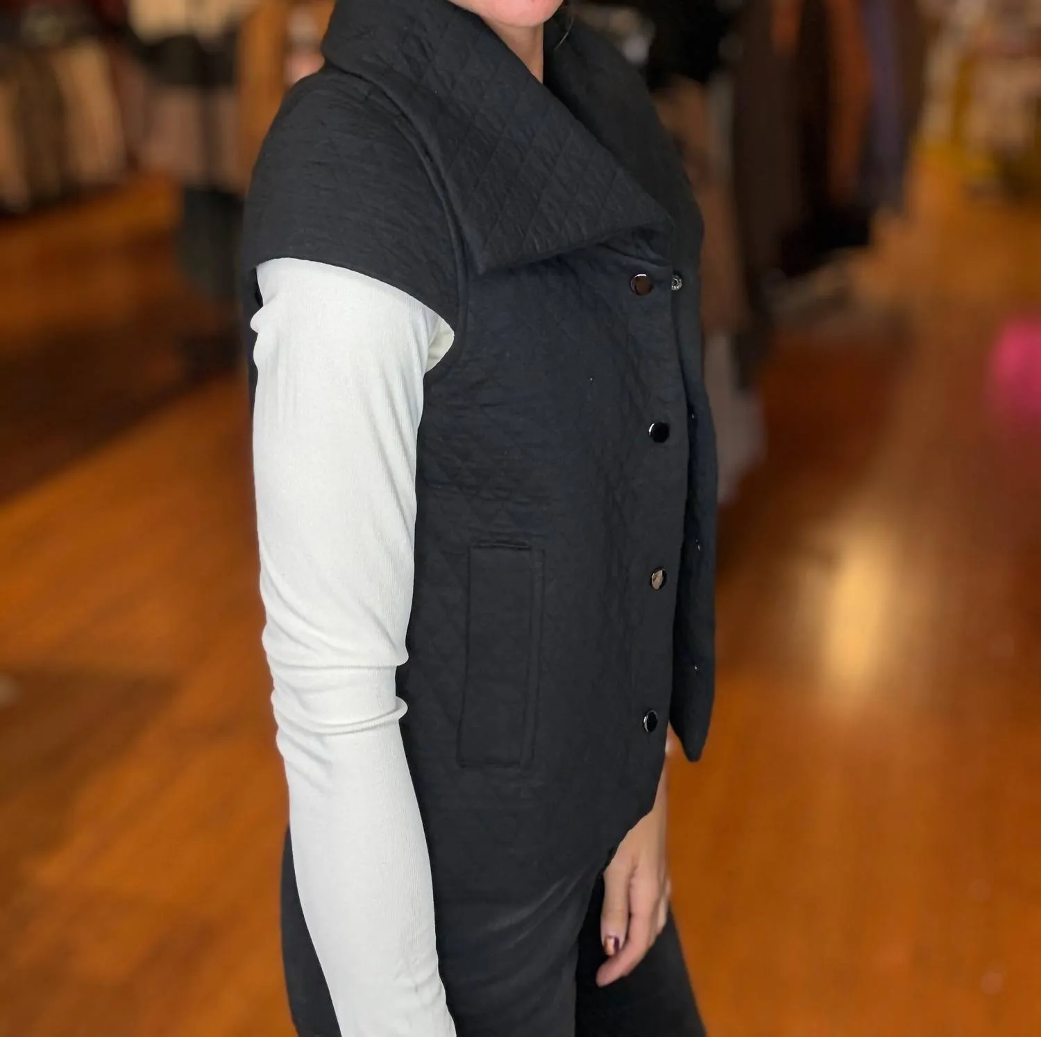 Elsie Quilted Vest Top In Black