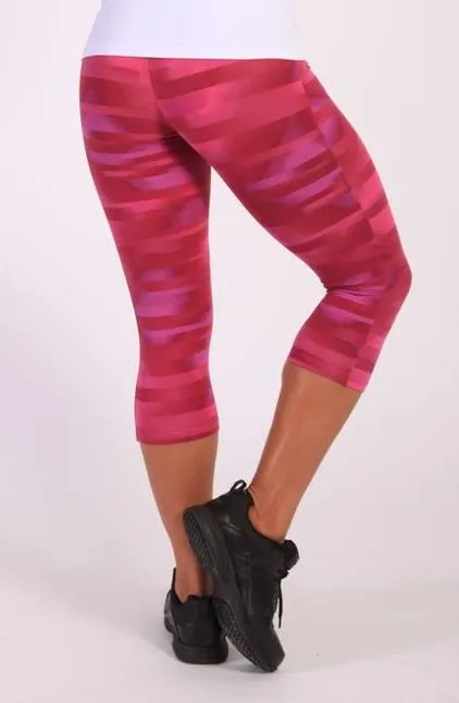 Equilibrium Activewear Fuschia Wave Capri C337