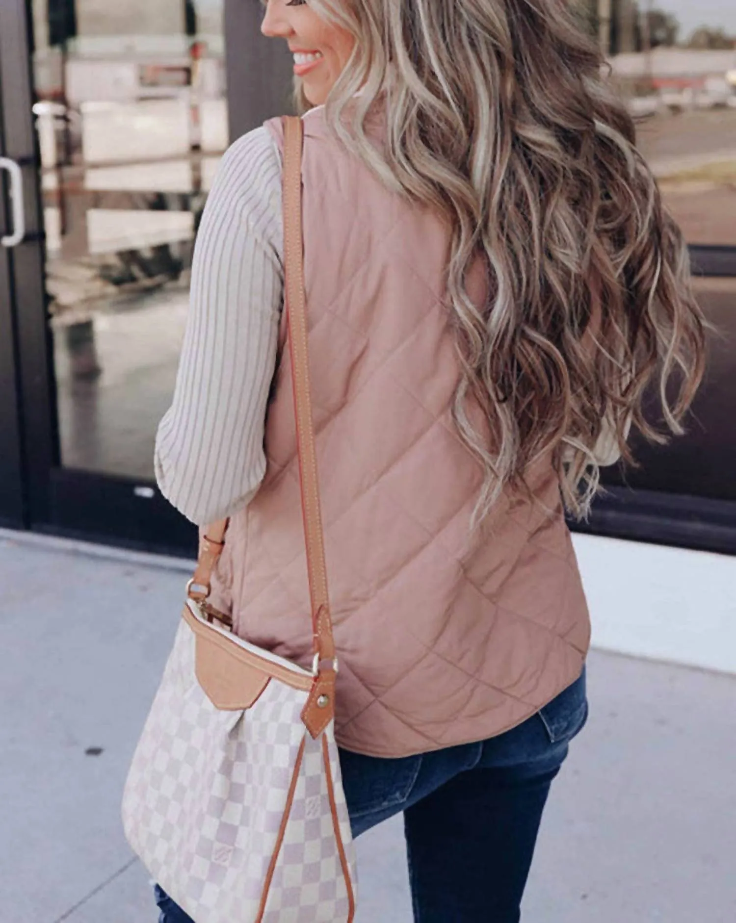 Fleece Lined Reversible Quilted Vest In Pink