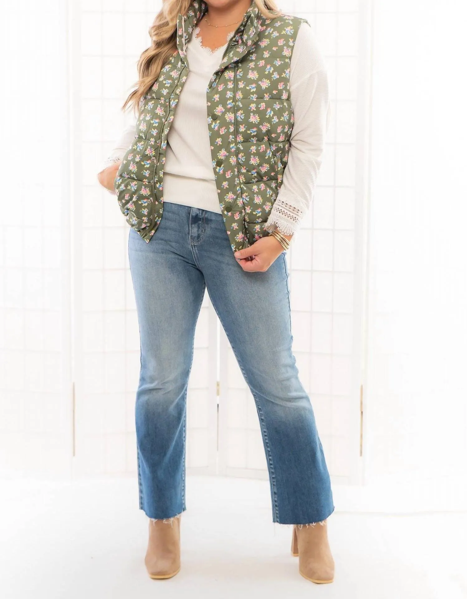 Floral Puffer Vest In Olive