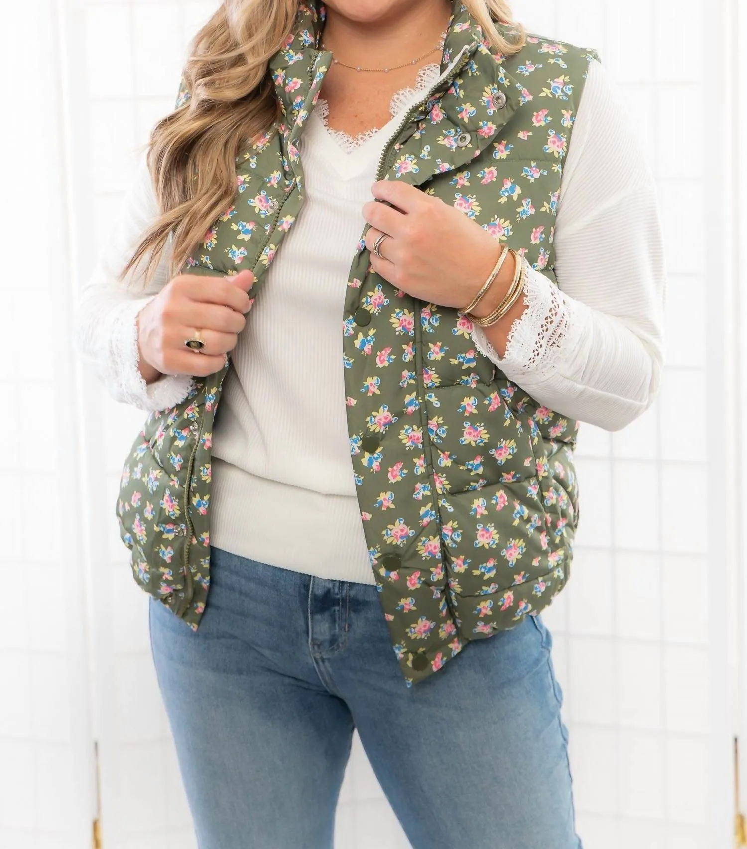 Floral Puffer Vest In Olive