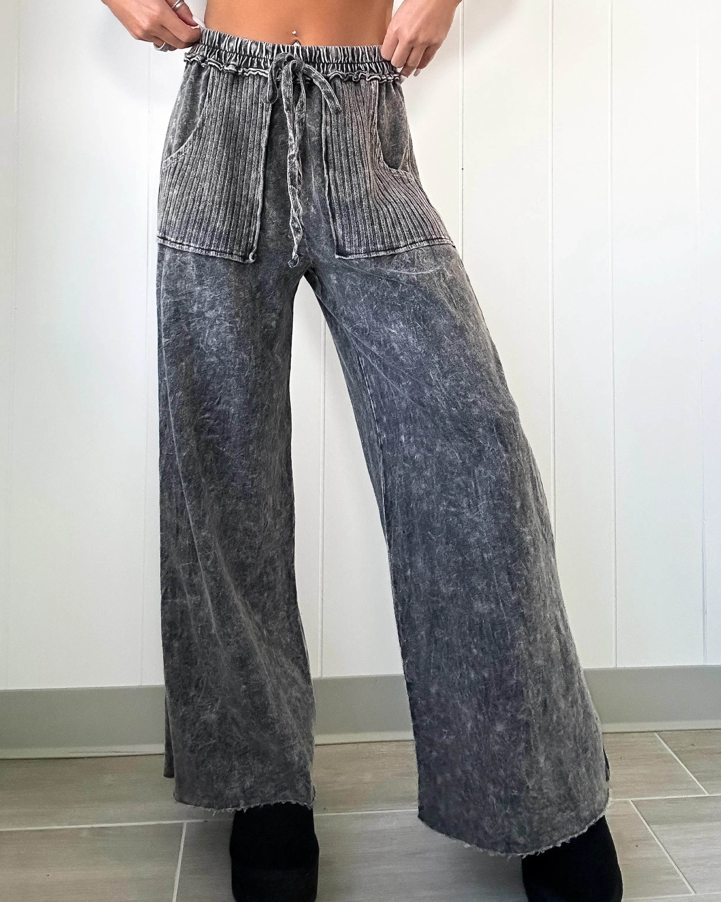 Going Strong Knit Detail Wide Leg Pants - Ashed Black