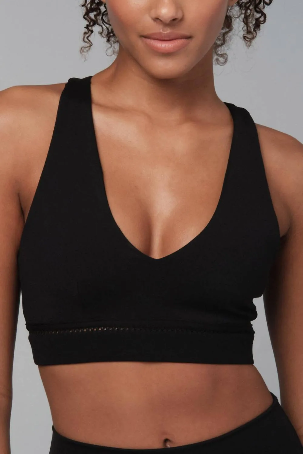 Head Turner Tank Sports Bra In Black