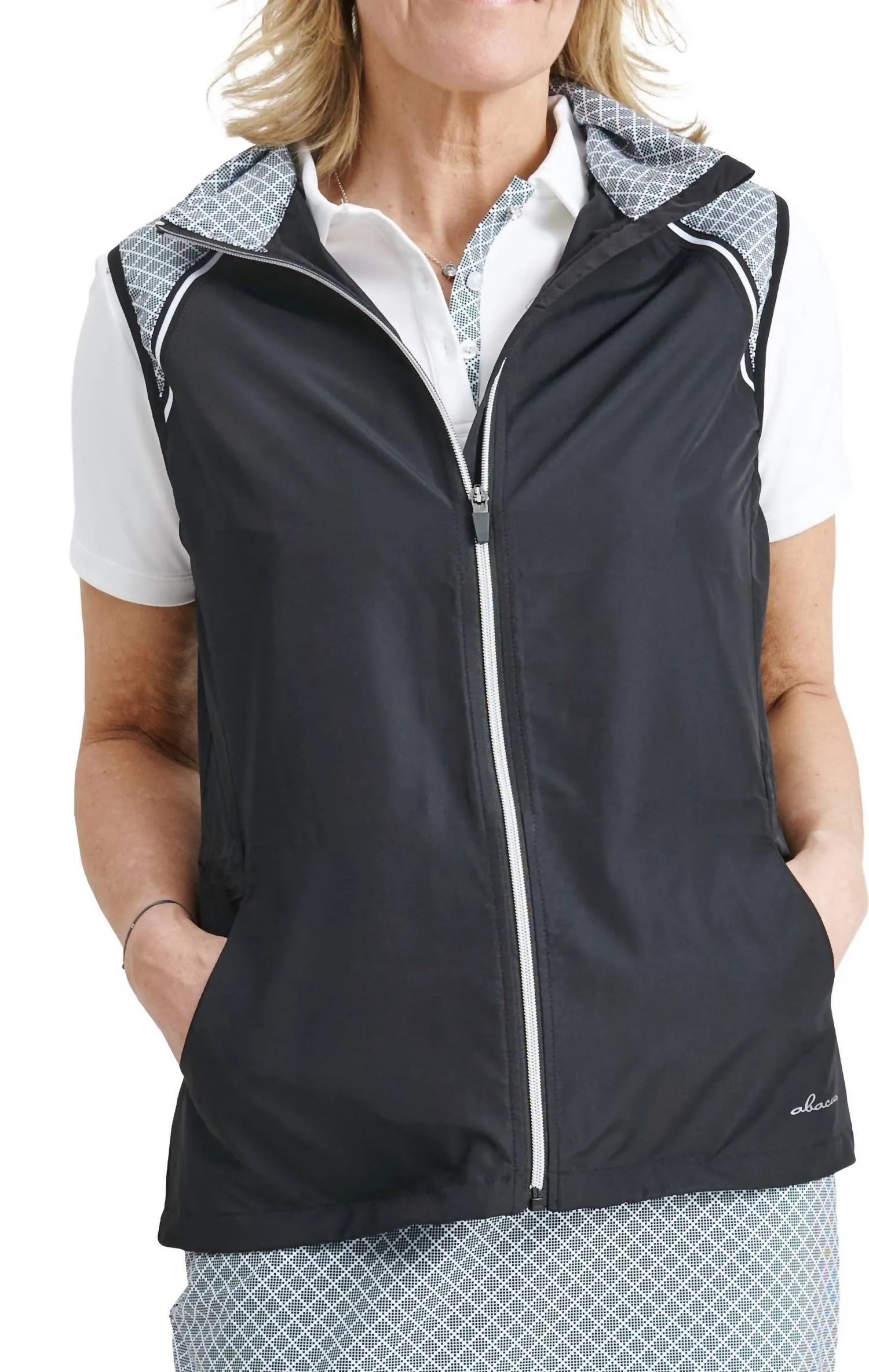 Hills Stretch Wind Vest In Black