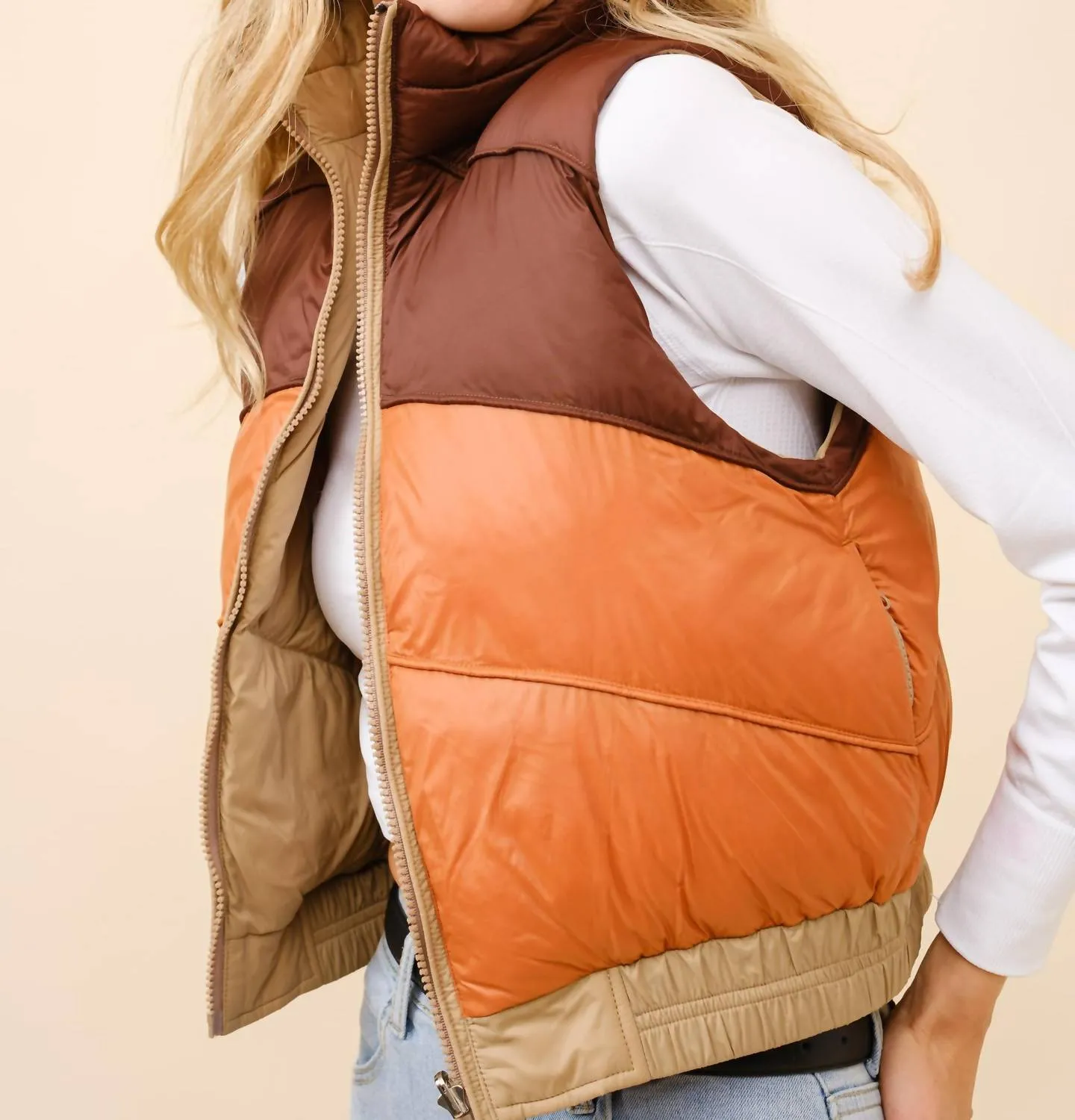 Hot Coco Vest In Mocha Comb