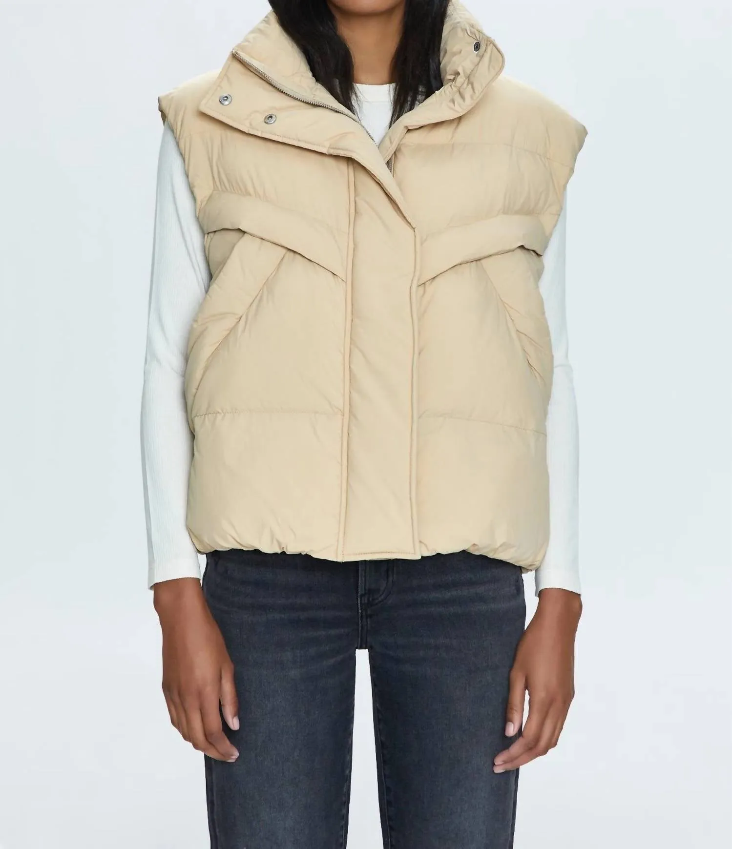 Joss Quilted Puffer Vest In Warm Sand