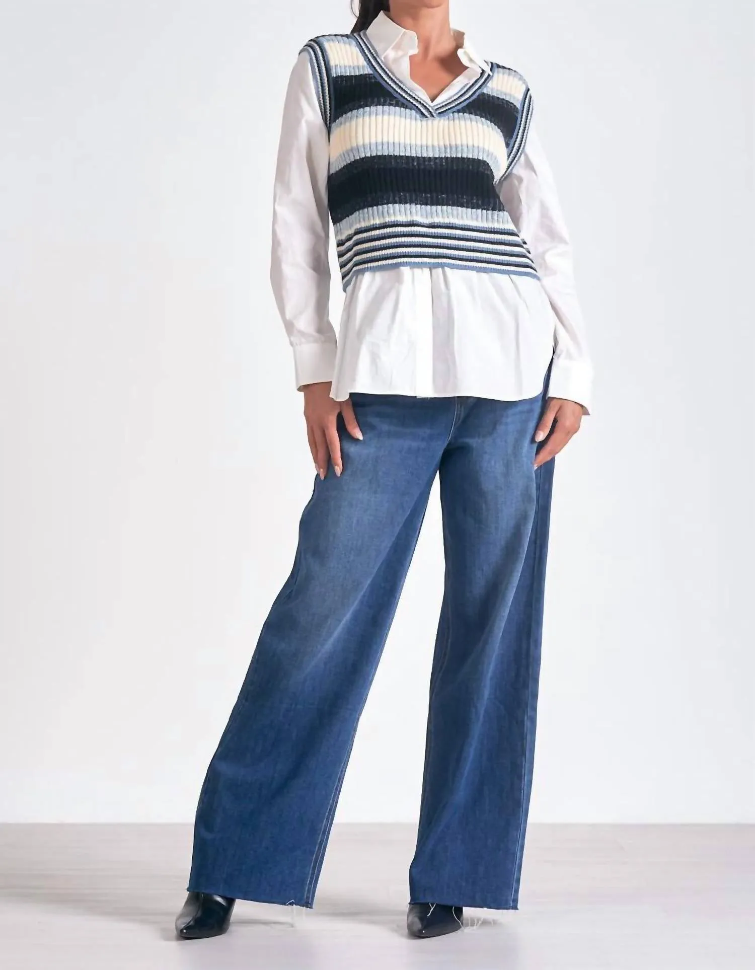 Kaia Sweater Vest Top In Blue Multi