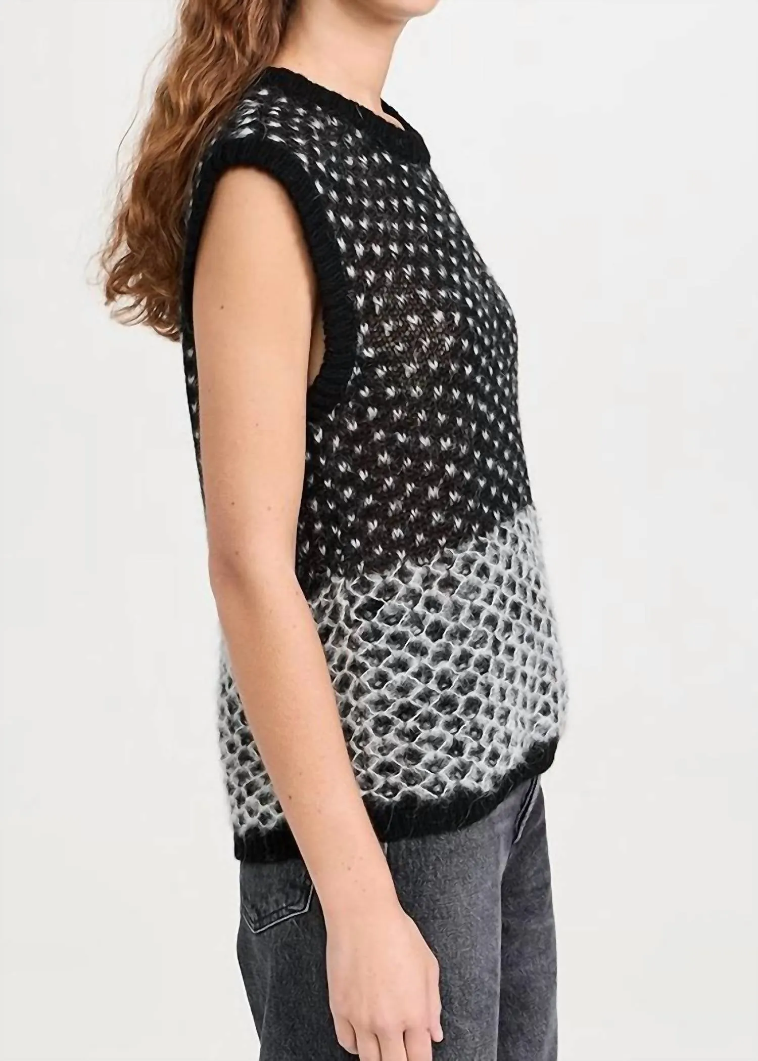 Kiuru Vest In Black Multi