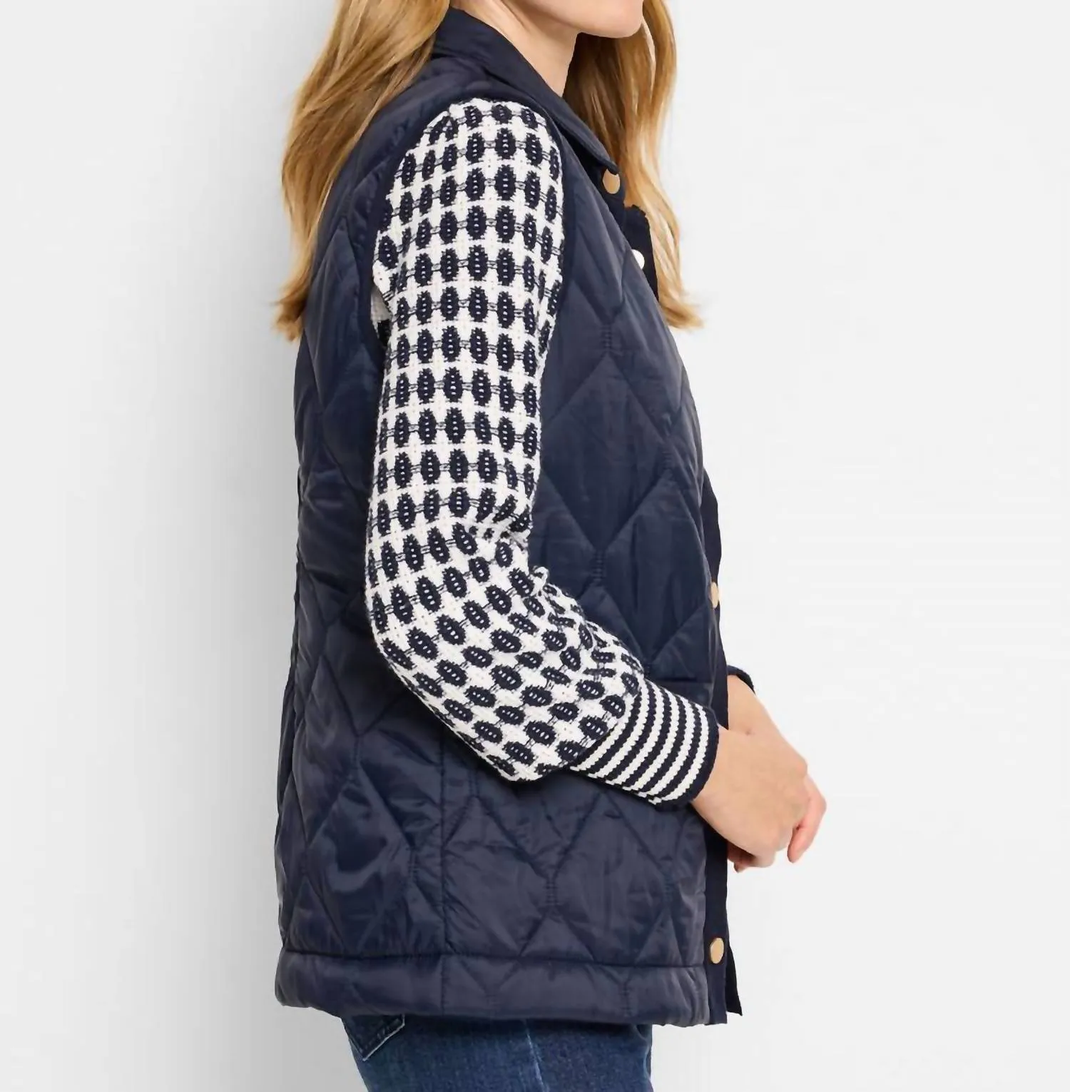 Knit Trim Puffer Vest In Dark Indigo