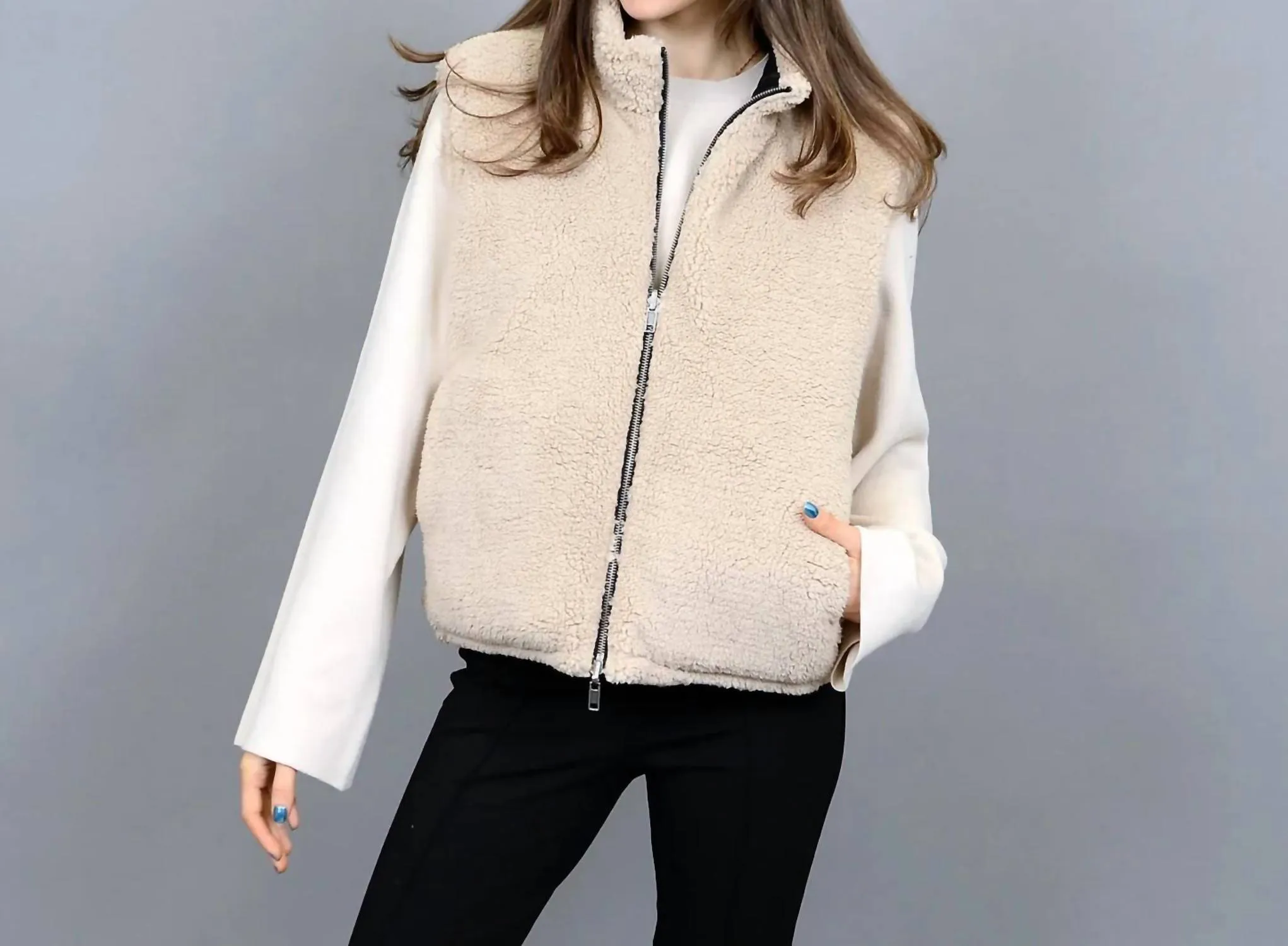 Leblanc Reversible Vest In Black With Sherpa Inside