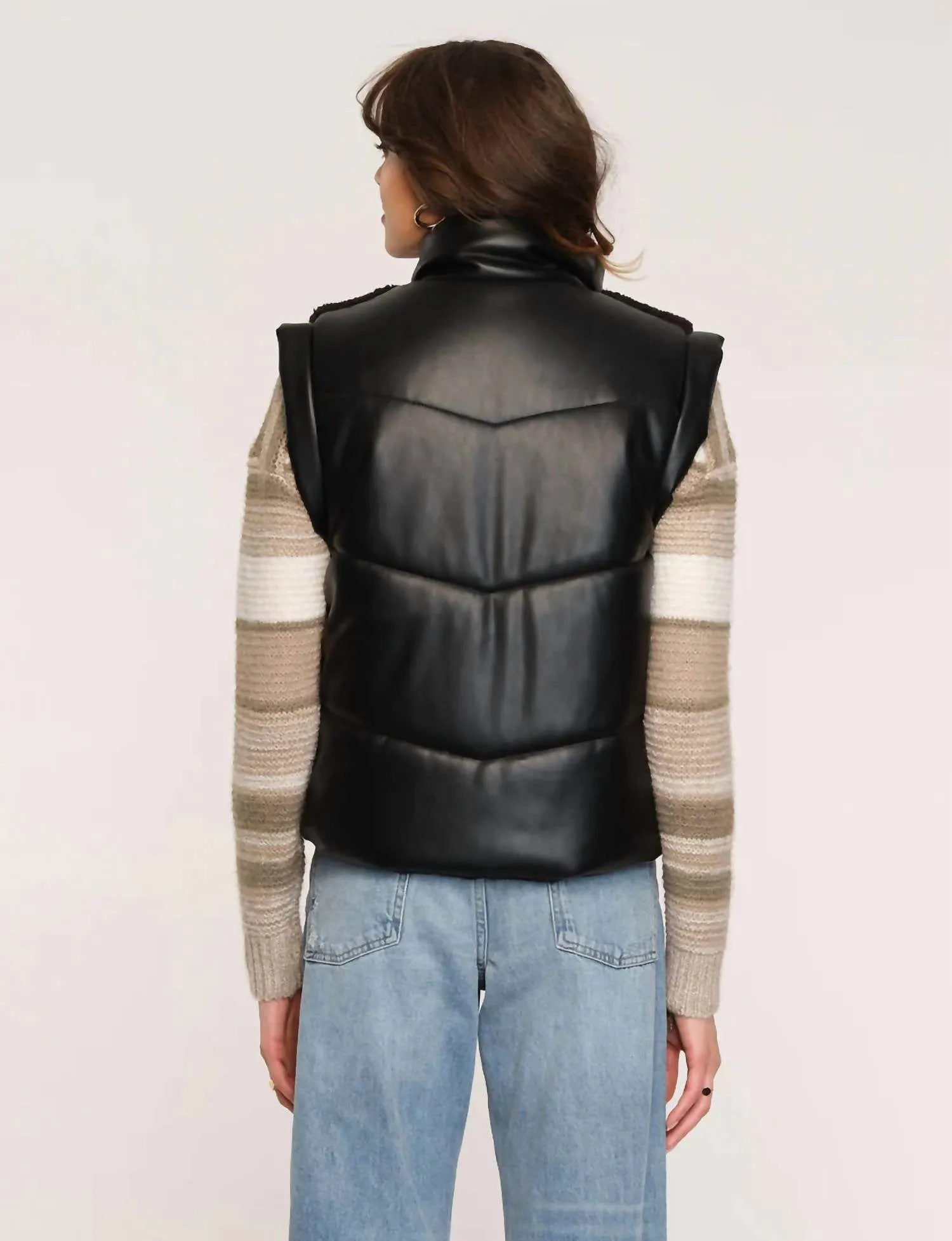 Lobelia Vest In Black