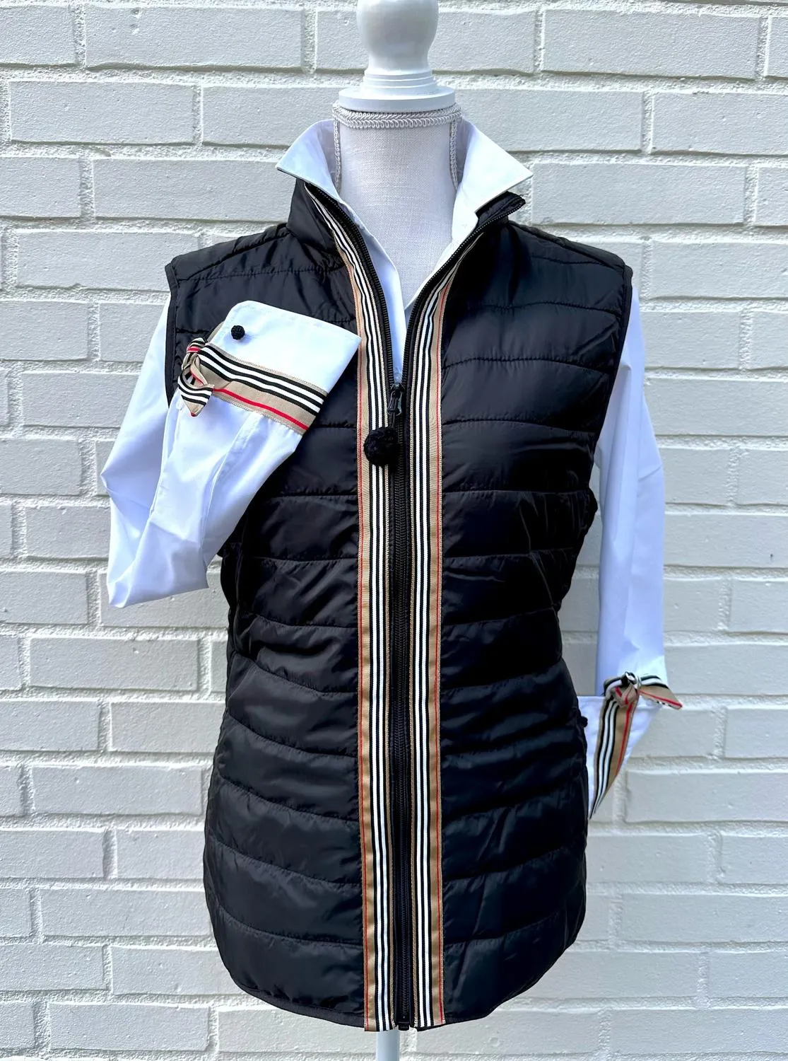 Maggie May Puffer Vest In Black/khaki Stripe