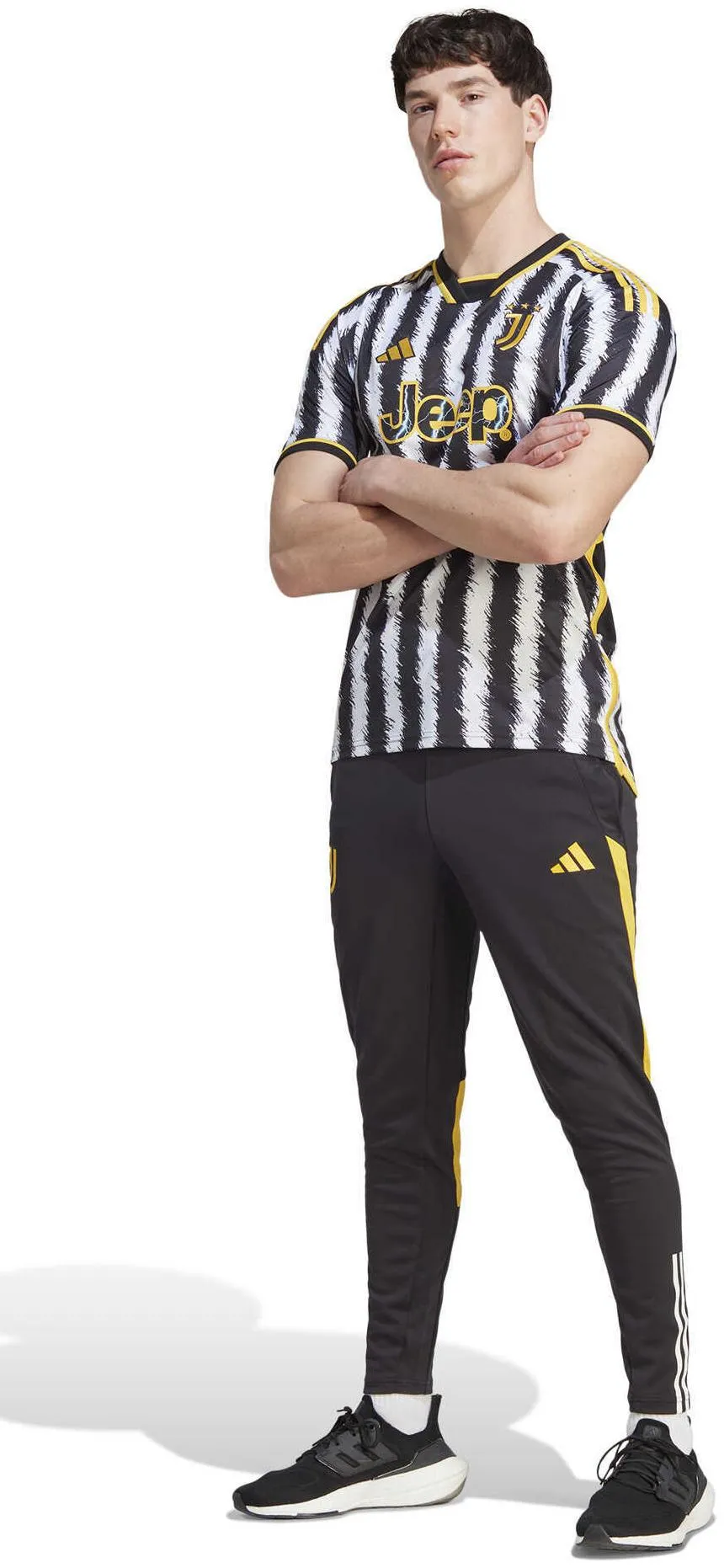 Men's Juventus 2023/24 Home Soccer Jersey