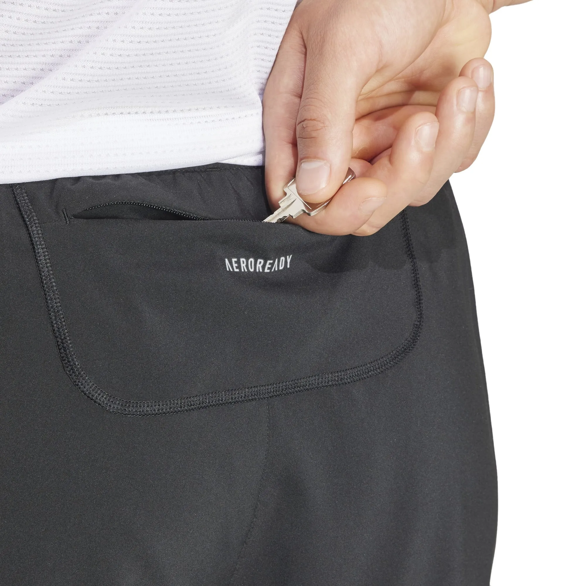 Men's Own The Run 7 Inch Shorts