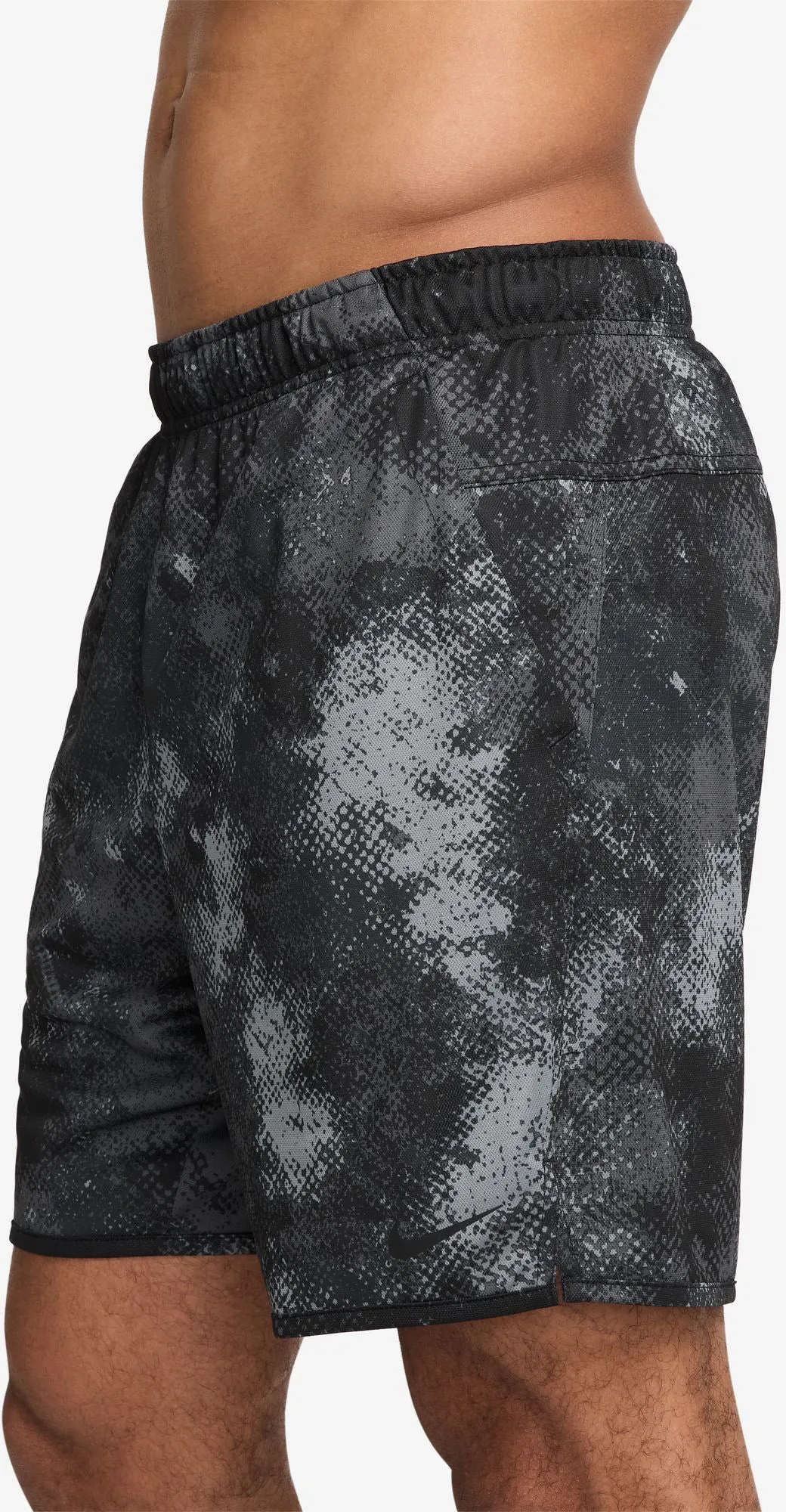 Men's Totality Camo 7 Inch Unlined Fitness Shorts