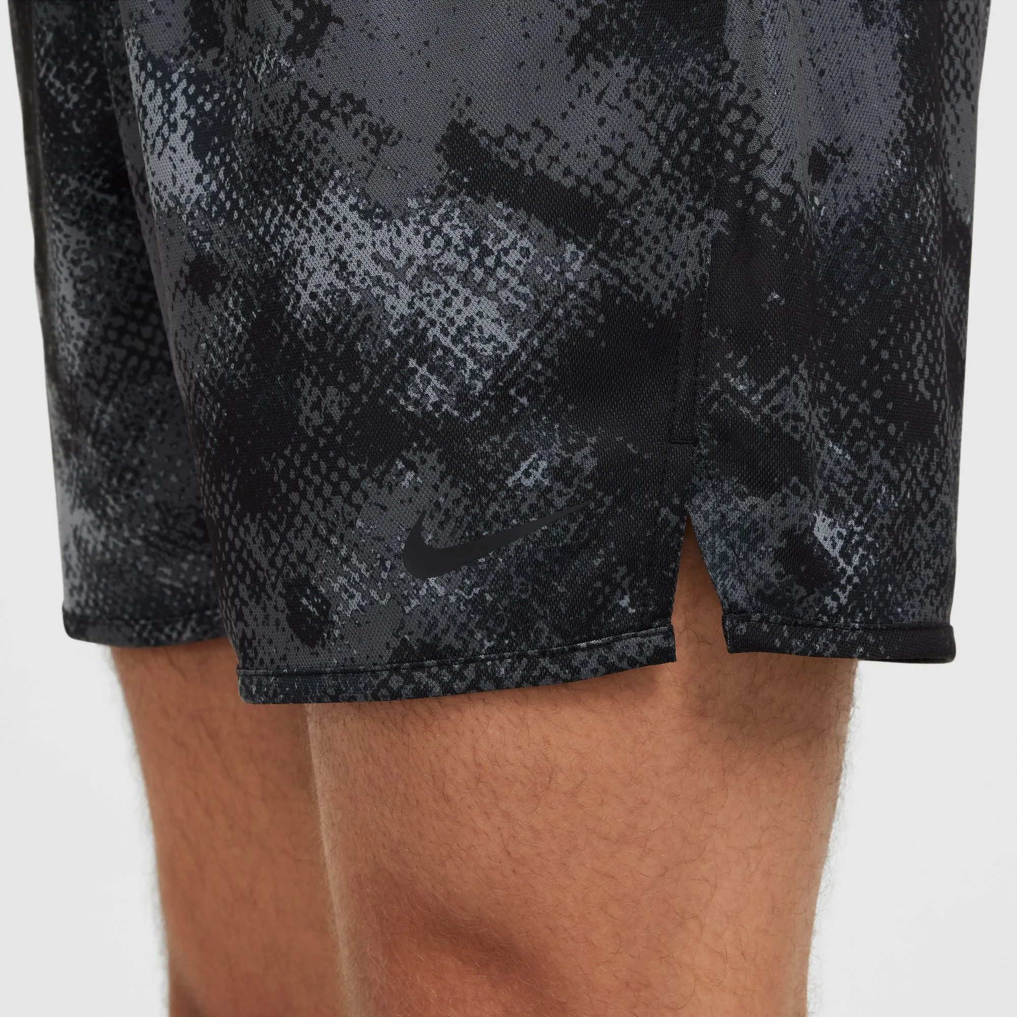 Men's Totality Camo 7 Inch Unlined Fitness Shorts