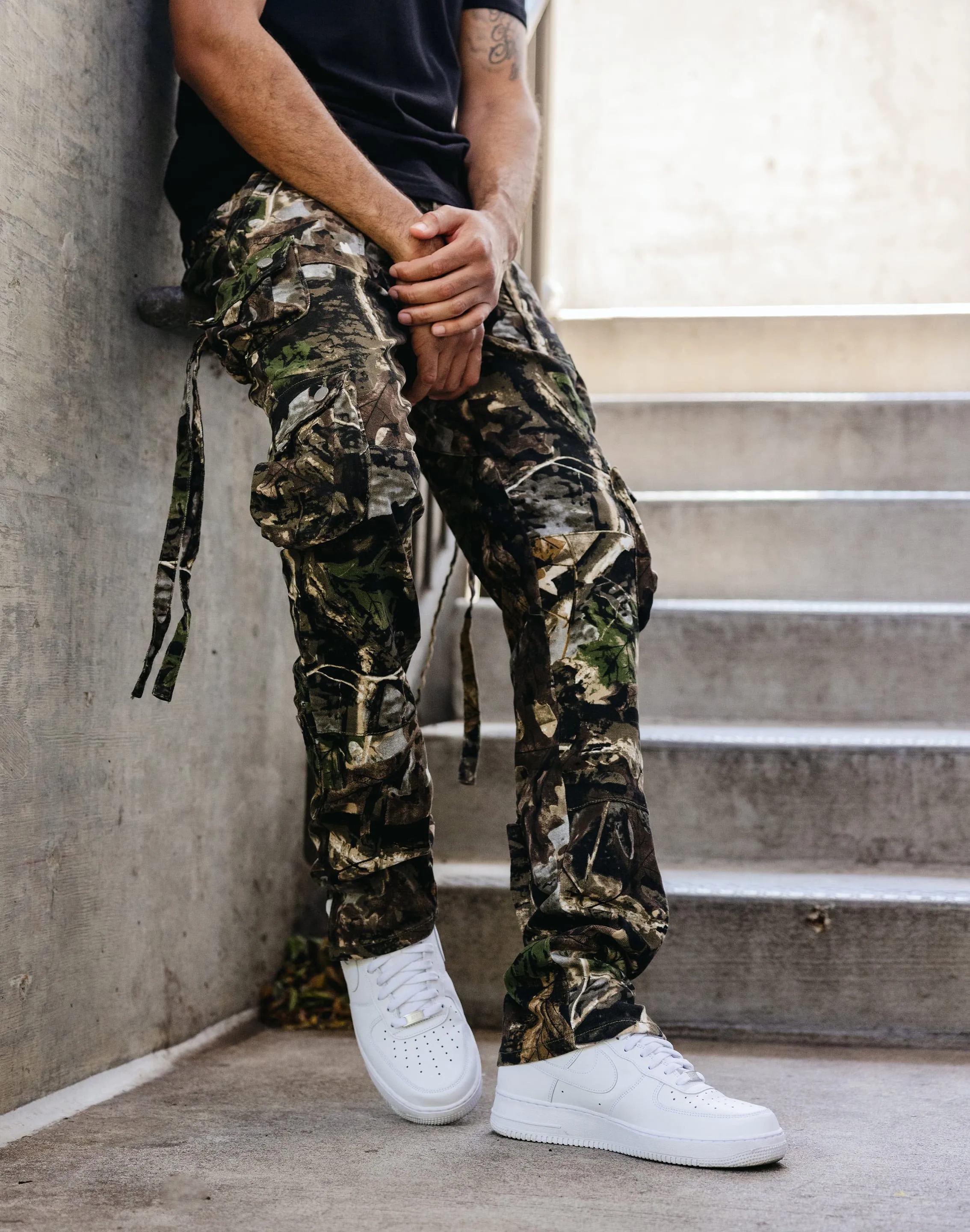 MNML Cargo Pants