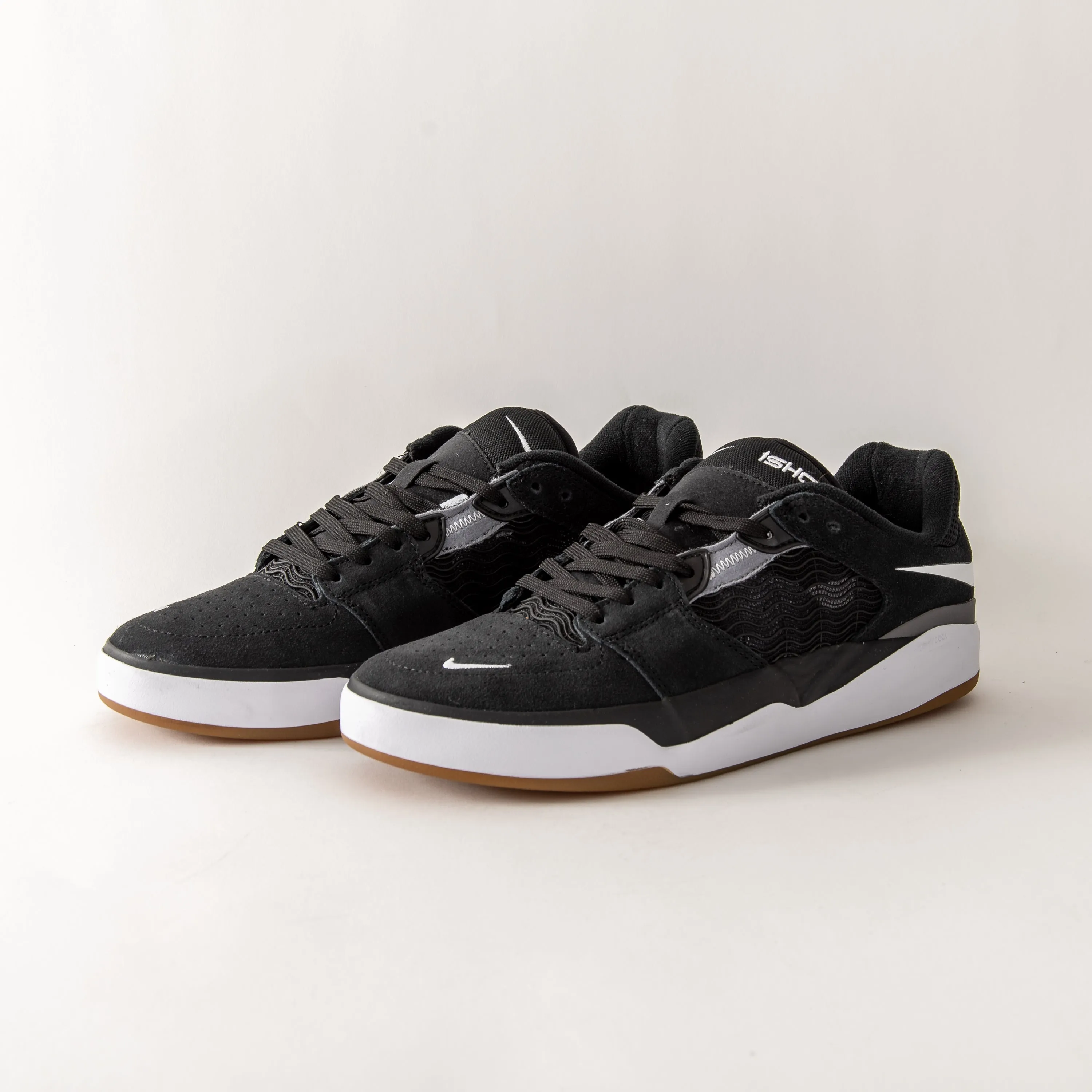Nike SB - Ishod (Black/White) *SALE Nike SB Shoes