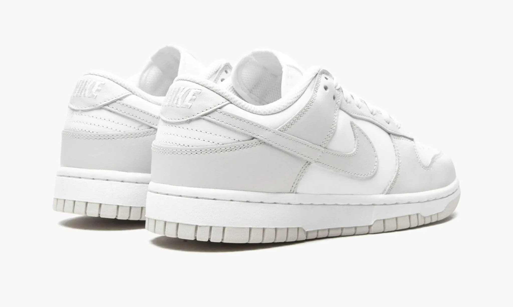Nike	Sneakers Nike Dunk Low 'Photon Dust' (W)
