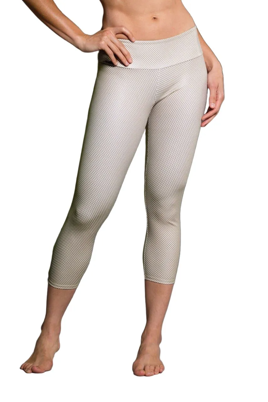 Onzie Hot Yoga Capri 202