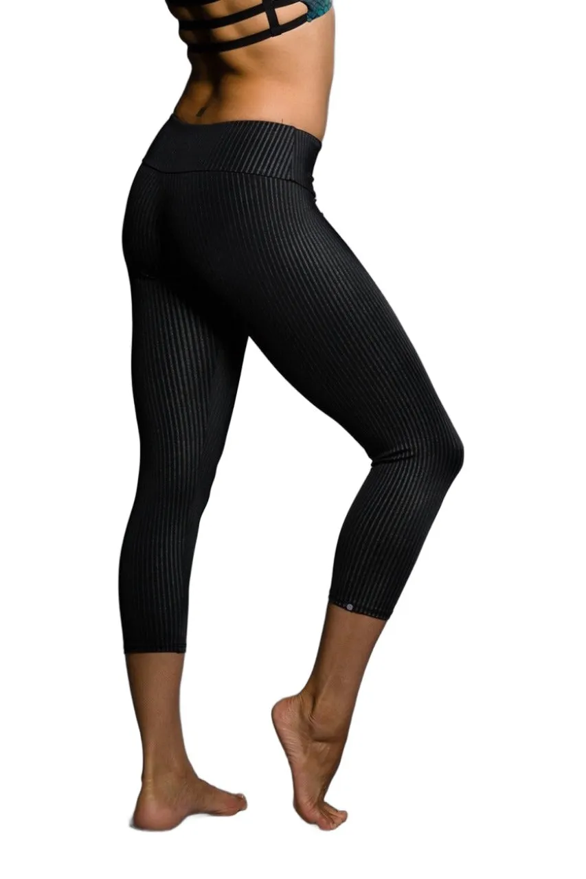 Onzie Hot Yoga Capri 202