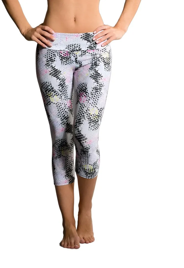 Onzie Hot Yoga Capri 202