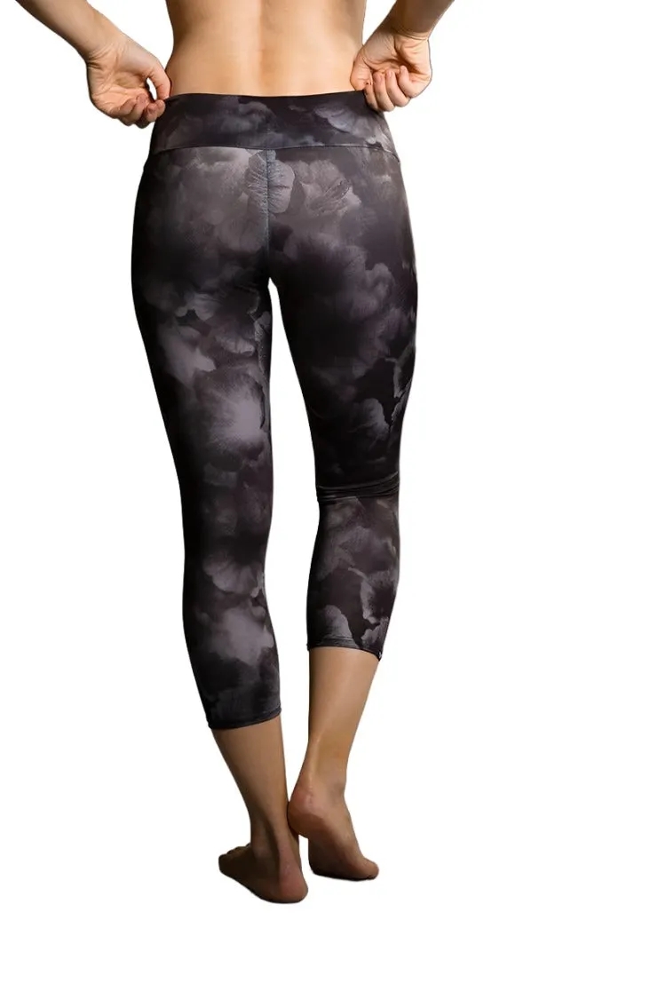 Onzie Hot Yoga Capri 202