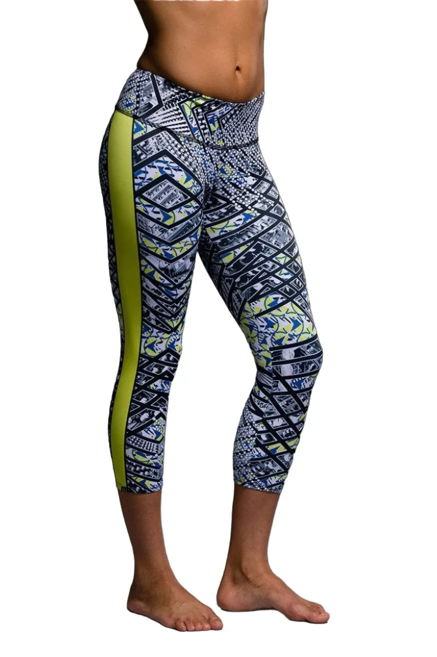 Onzie Hot Yoga Graphic Capri 241