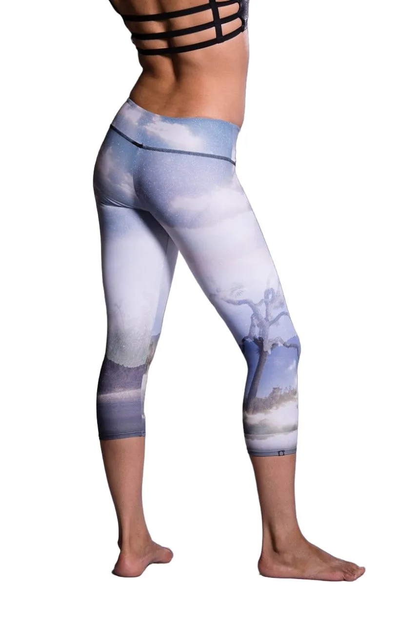 Onzie Hot Yoga Graphic Capri 241