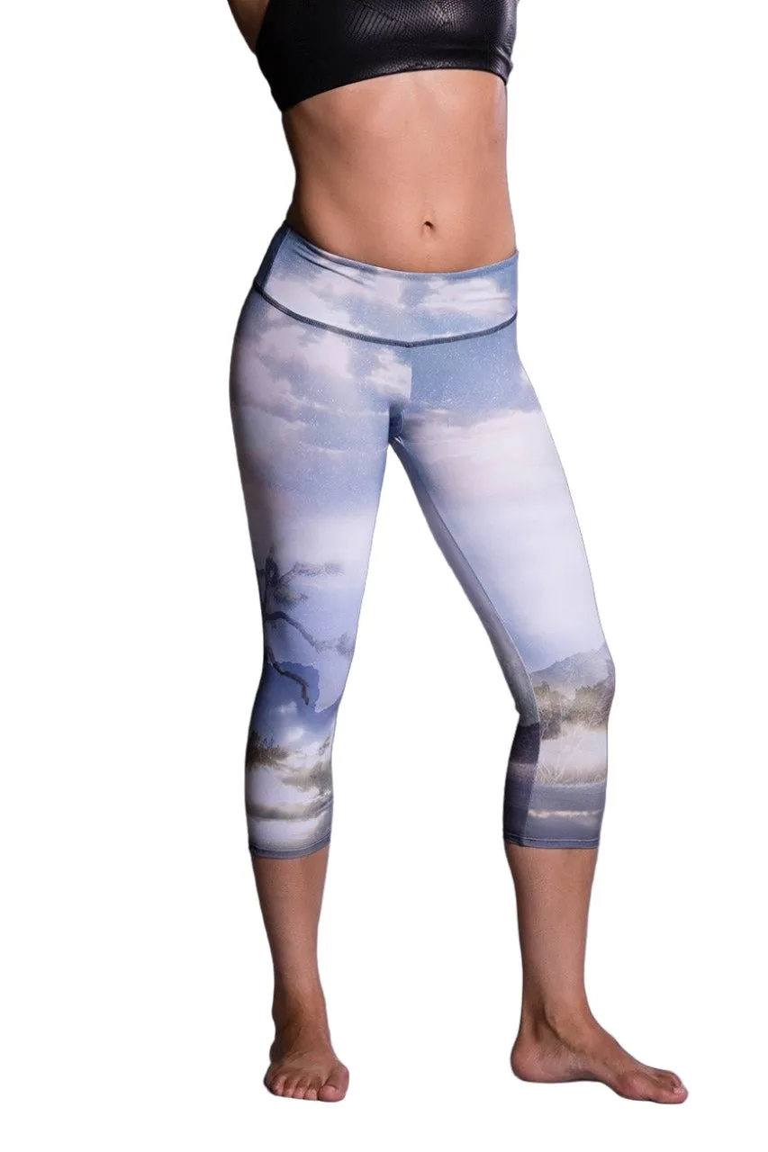 Onzie Hot Yoga Graphic Capri 241
