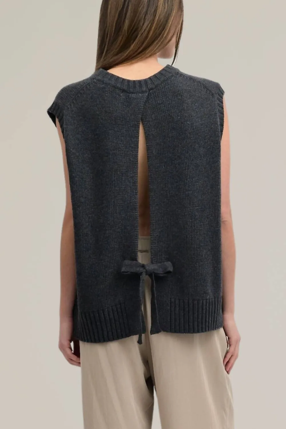 Open Tie Back Sweater Vest In Charcoal