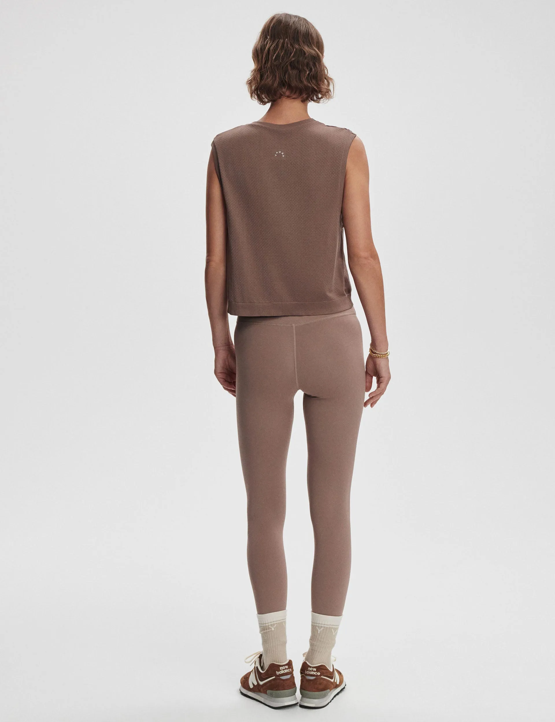 Page Seamless Crop Tank - Deep Taupe