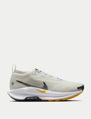 Pegasus Trail 5 Gore-Tex Shoes - Phantom/Black/White/University Gold