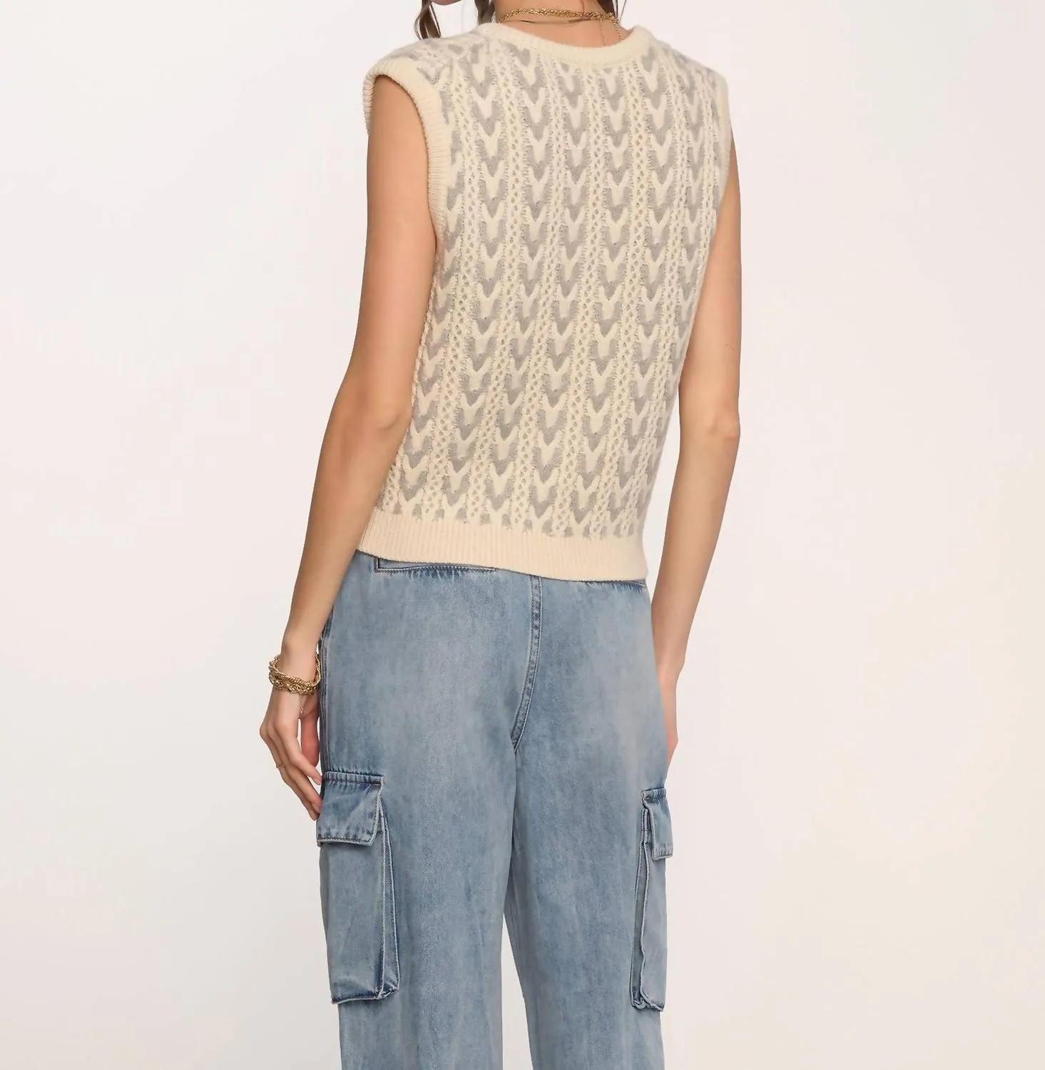 Phoenix Vest In Ivory
