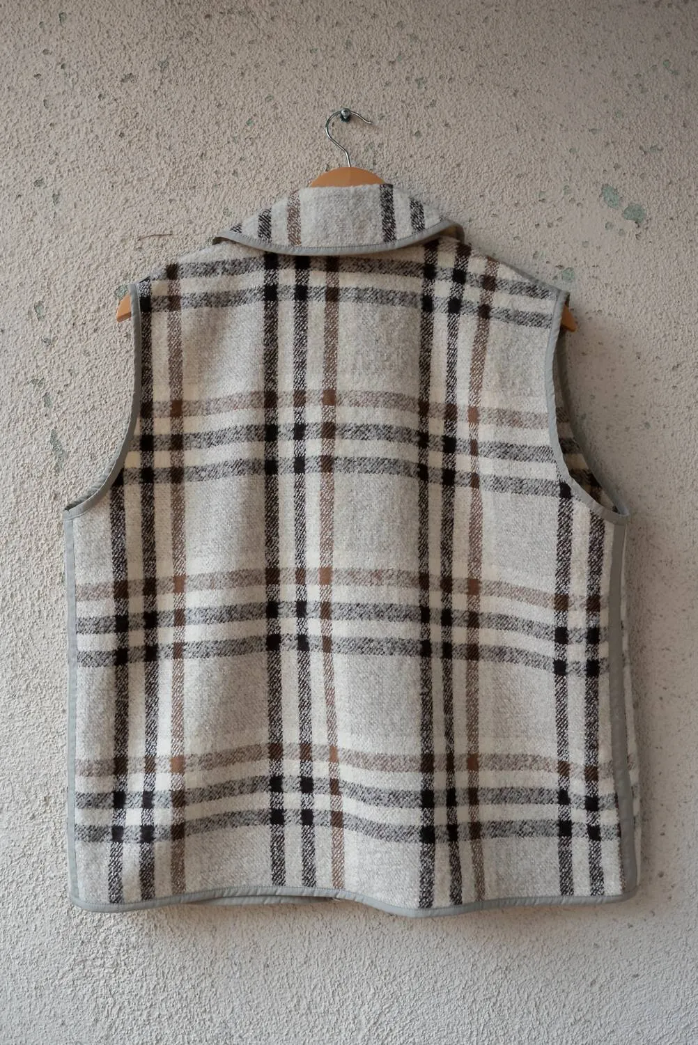 Plaid Moto Vest In Ivory