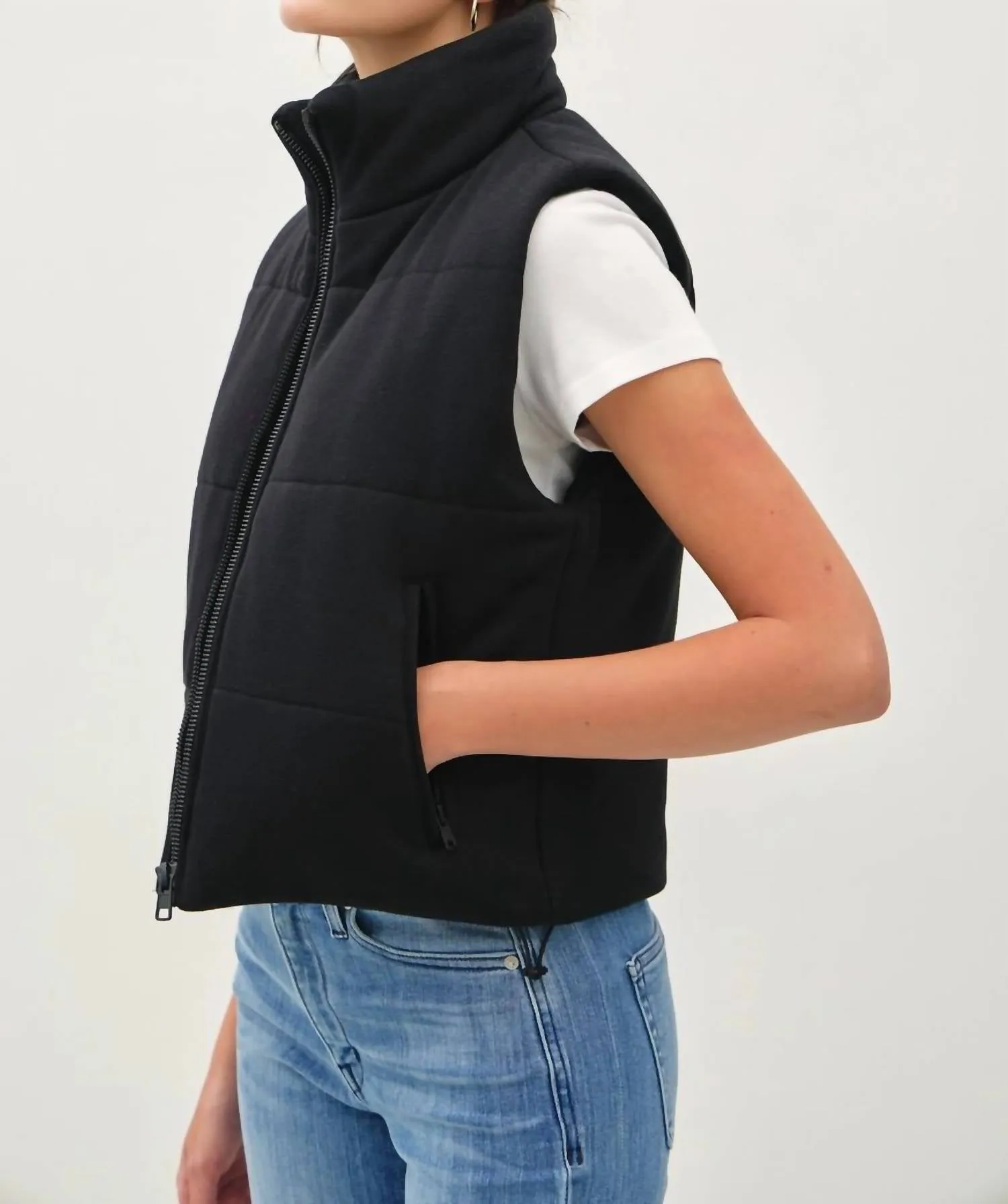 Puffer Vest With Zipper In Black