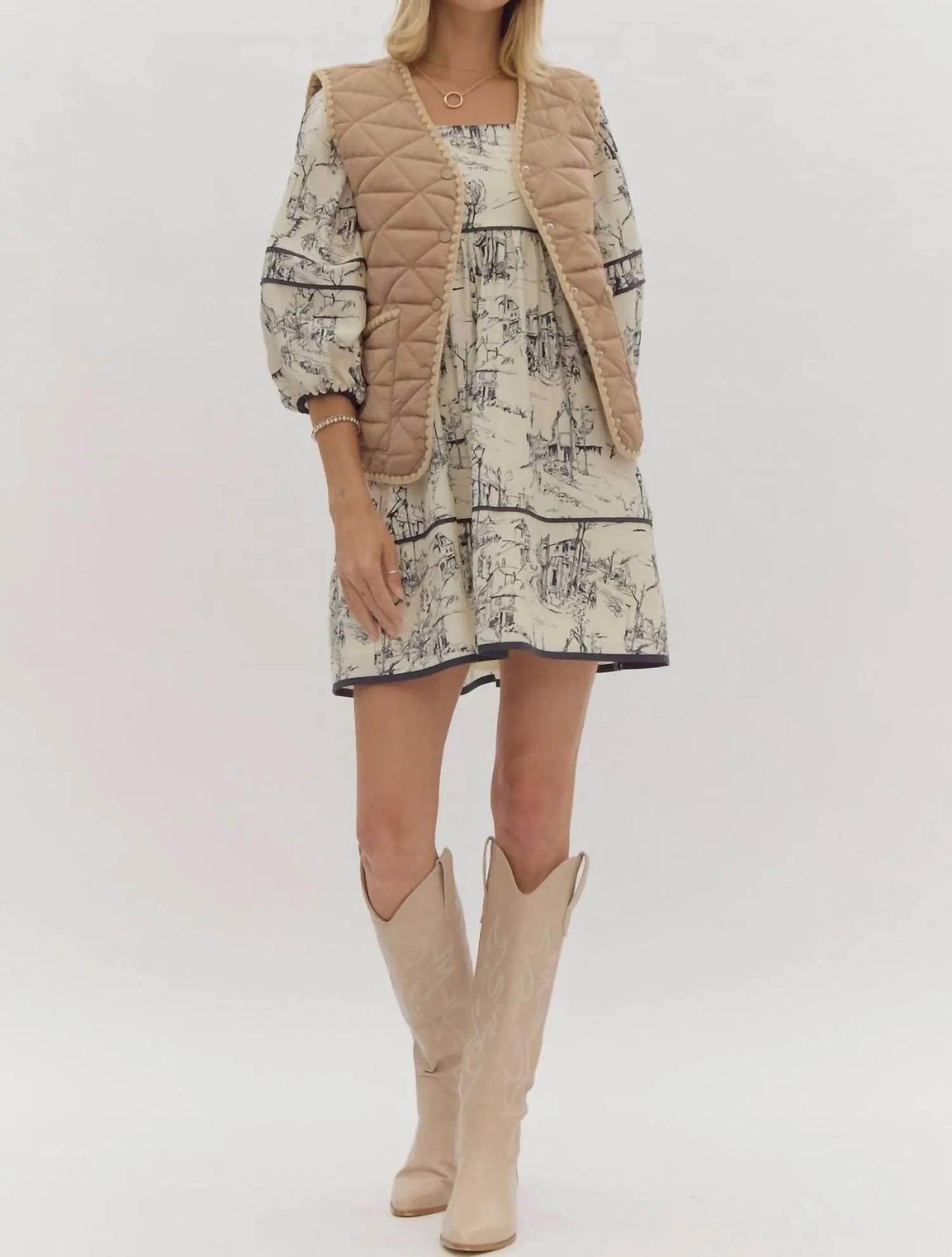 Quilted Button Up Vest In Light Camel