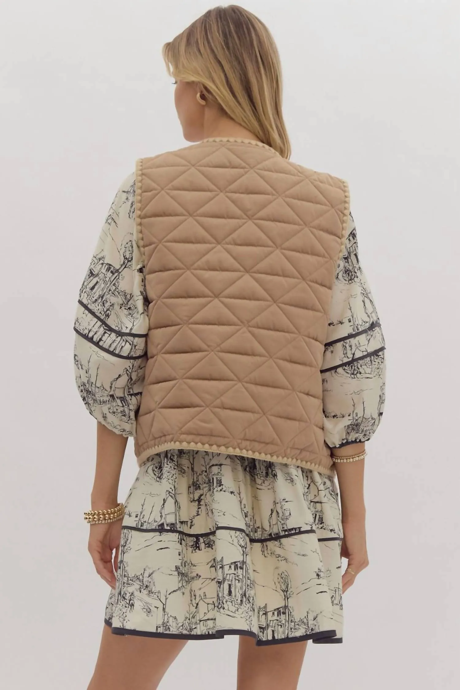 Quilted Button Up Vest In Light Camel