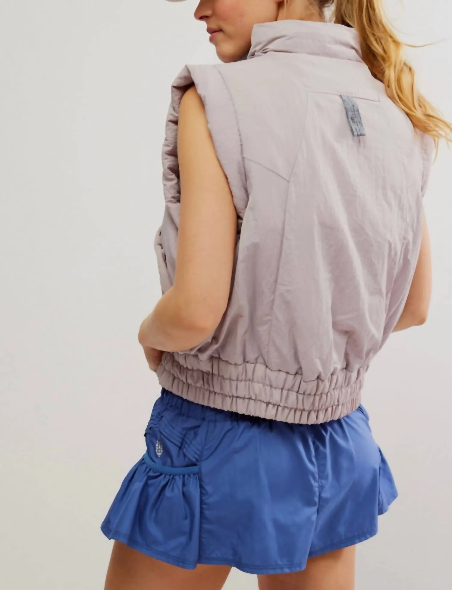 Scrunch Time Puffer Vest In Oyster