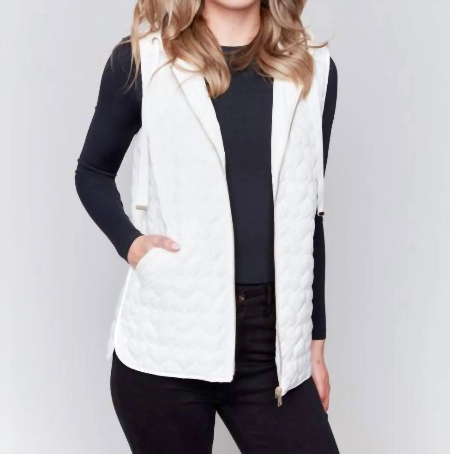 Short Hoodie Quilted Vest In Ecru White