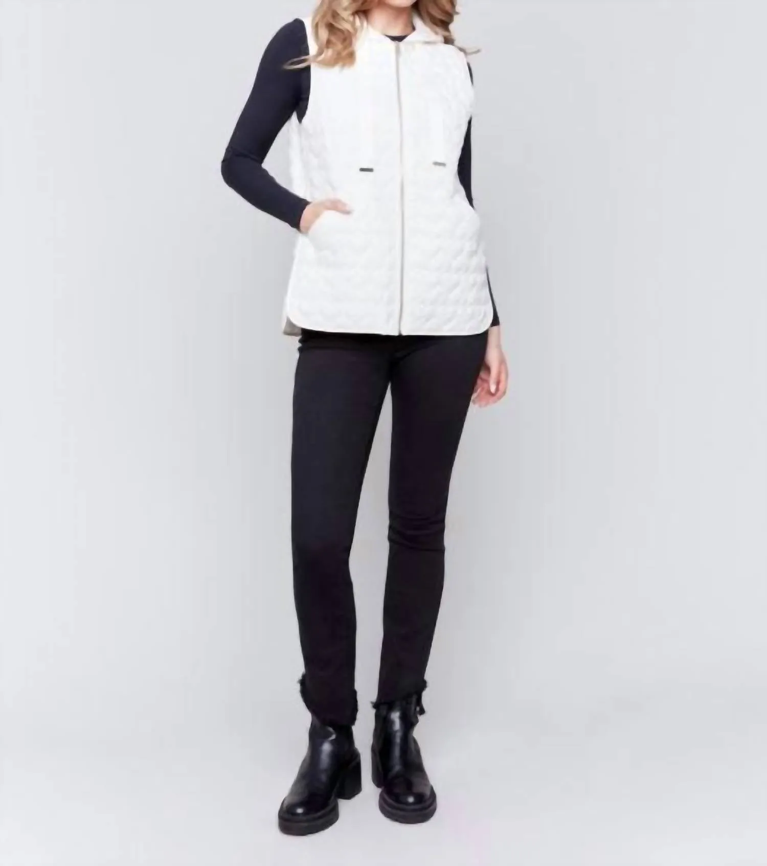 Short Hoodie Quilted Vest In Ecru White