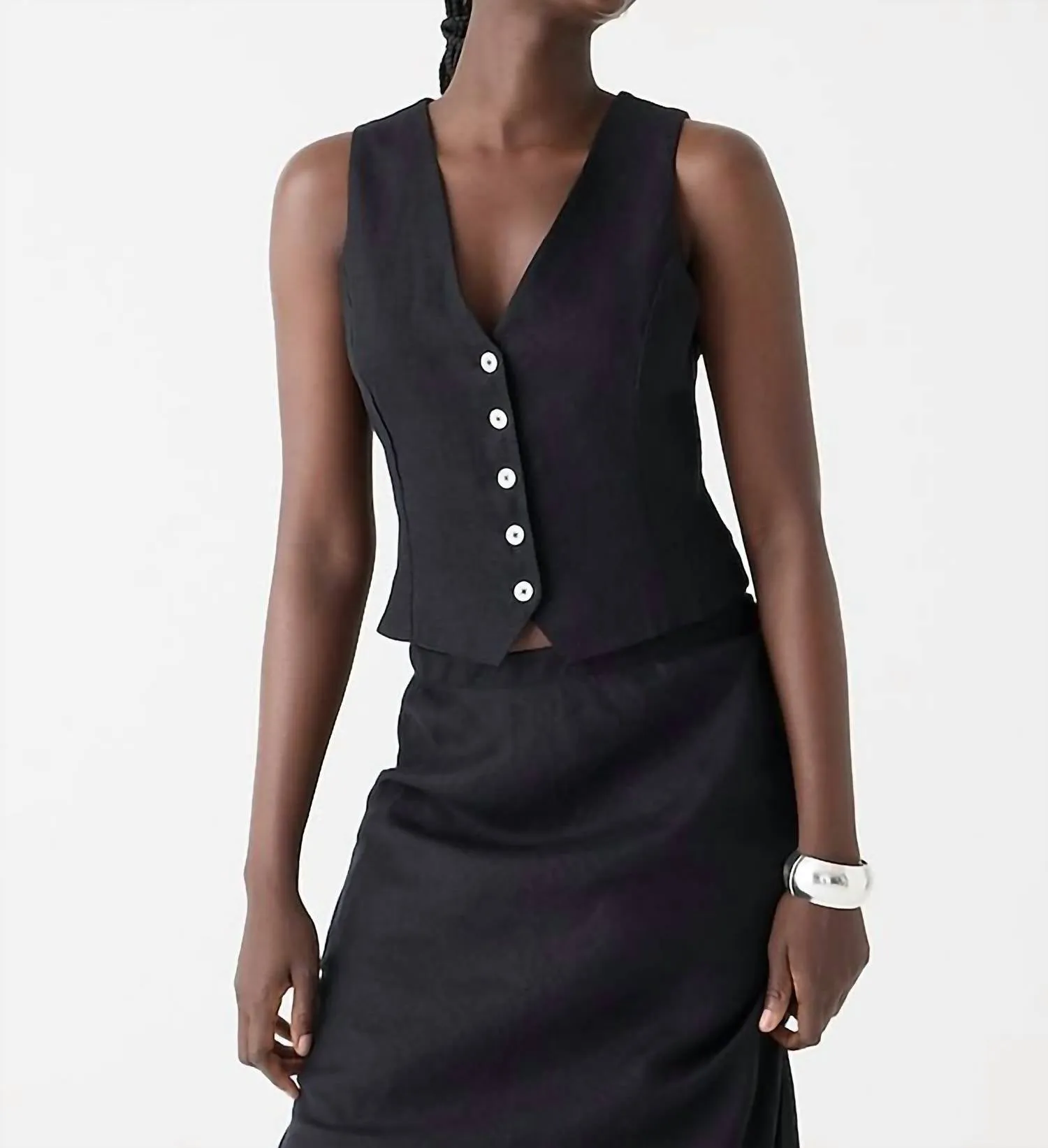 Slim Fit Linen Vest In Black