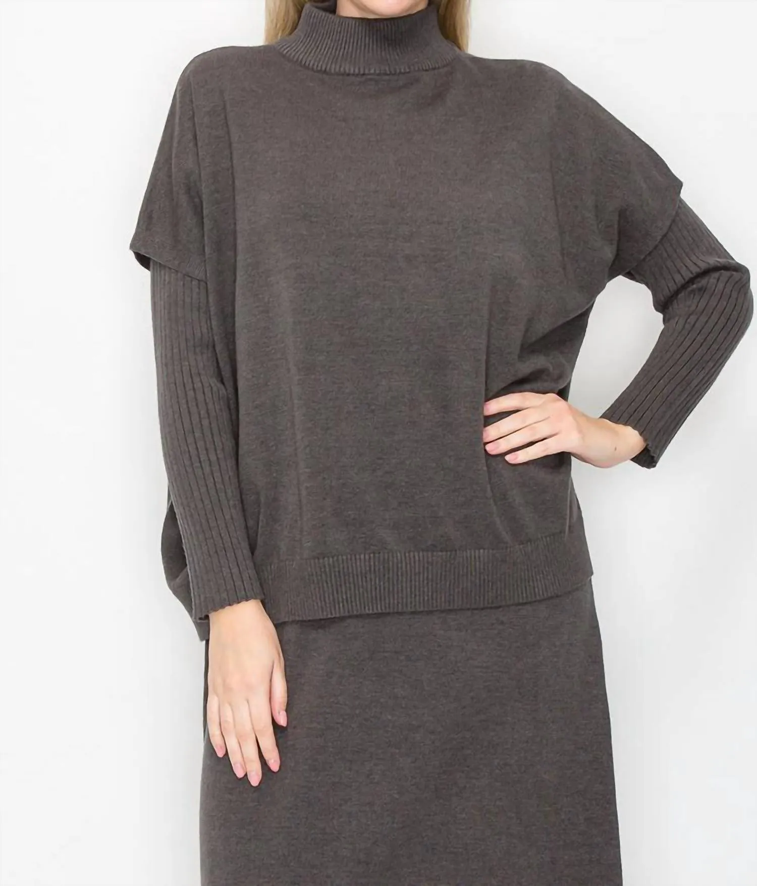 Sophie Knitted Vest In Charcoal
