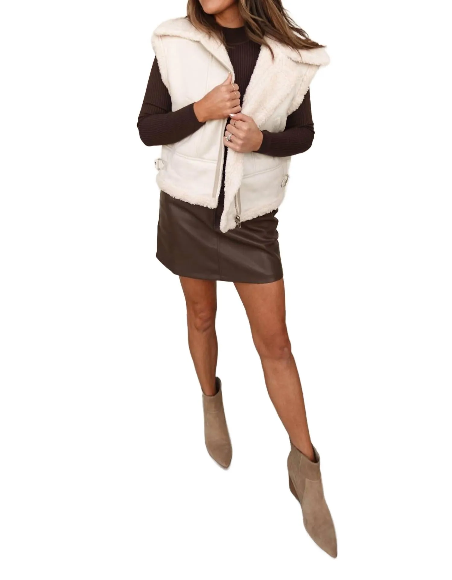 Suede/sherpa Vest In Cream