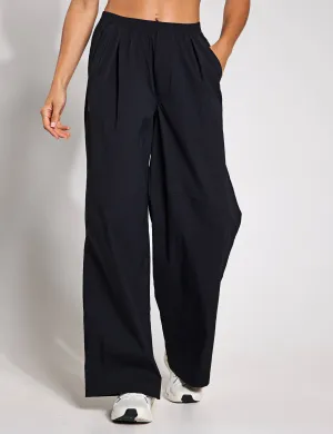 Unstoppable Woven Parachute Pants - Black