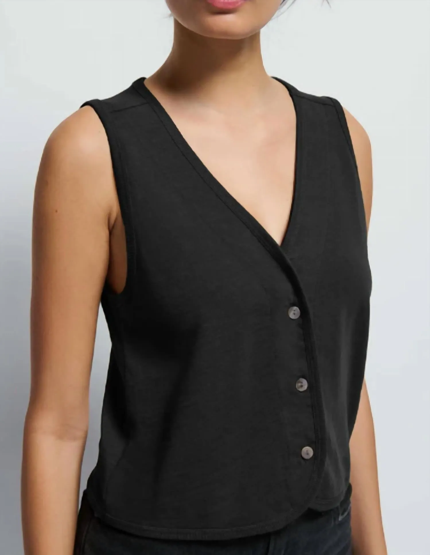 Vienna Vest In Jet Black